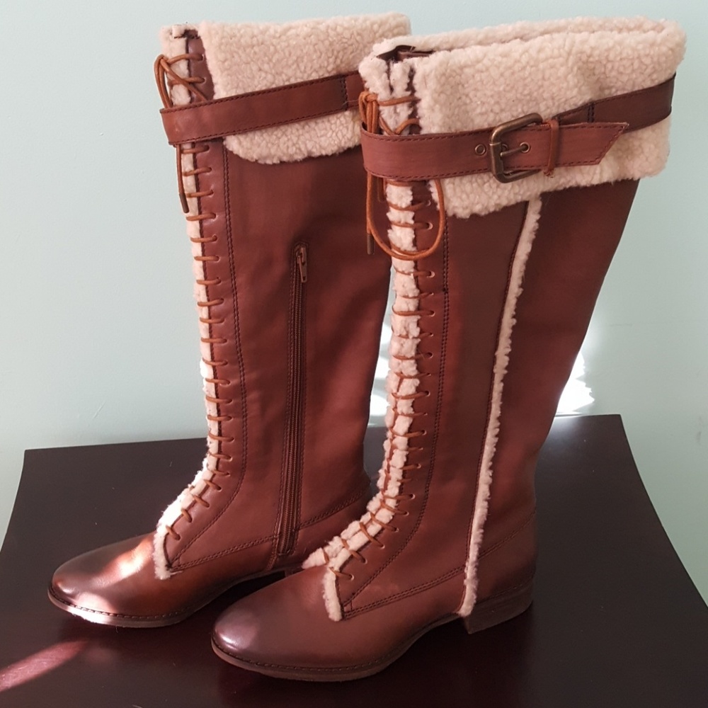 Brown leather riding boot Arturo Chiang